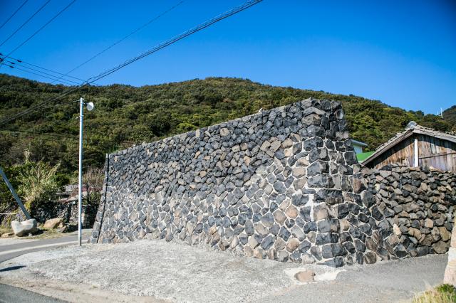 石垣と絶景の女木島を訪ねて